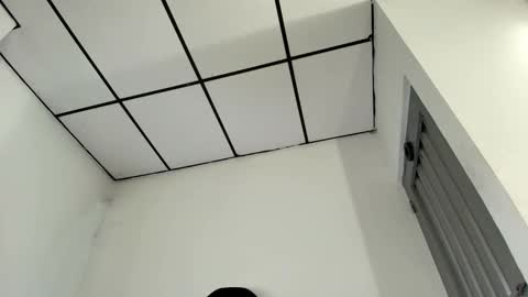 Snapshot of huila97 chatting on 11.15.25 elecktra12 online show from 11.15.25