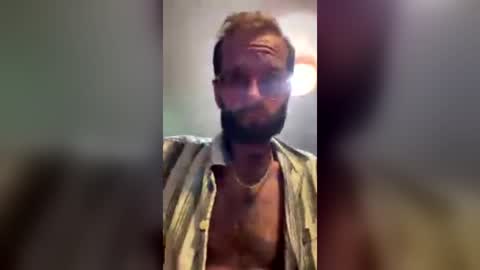 Snapshot of hung_hard_spun chatting on 06.20.26 hung_hard_spun online show from 06.20.26