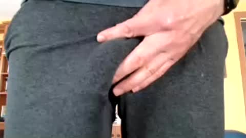 Big uncut cock dripping online show from 07.11.26