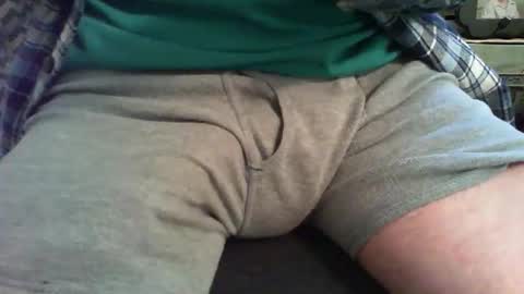 Snapshot of hungandhilarious chatting on 01.11.26 hungandhilarious online show from 01.11.26