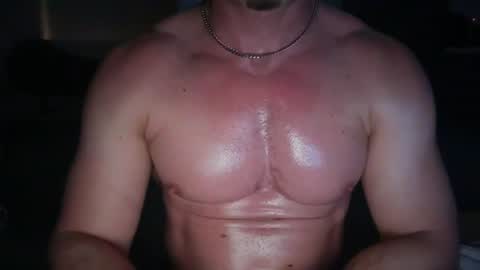 MuscleHungBrit online show from 06.22.26