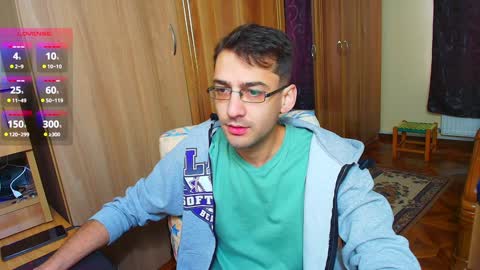 Snapshot of hungeddy chatting on 12.12.24 Eddy online show from 12.12.24