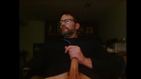 Snapshot of hunglonelyguy chatting on 03.26.26 LonelyGuy online show from 03.26.26