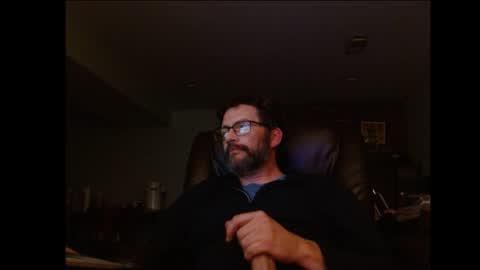 Snapshot of hunglonelyguy chatting on 04.30.26 LonelyGuy online show from 04.30.26