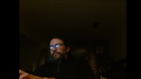 Snapshot of hunglonelyguy chatting on 05.28.26 LonelyGuy online show from 05.28.26