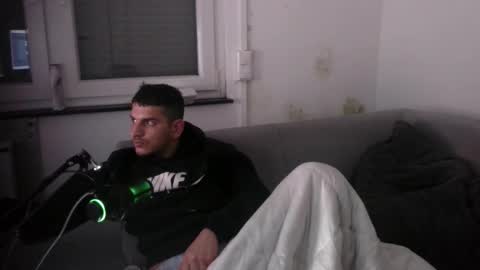 LittleDevilXo1999 online show from 12.13.25