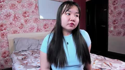 Snapshot of hungrybunny999 chatting on 01.12.26 Nancy and Robert online show from 01.12.26