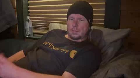 Snapshot of hungsingledad79 chatting on 01.03.25 HuingsingleDad79 online show from 01.03.25