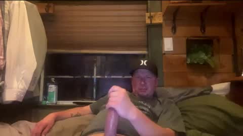 Snapshot of hungsingledad79 chatting on 09.09.25 HuingsingleDad79 online show from 09.09.25