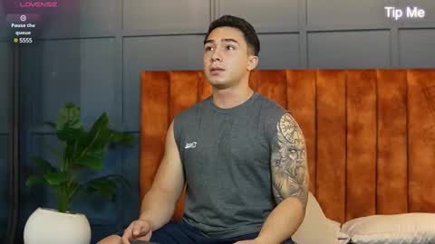 hunk_ryan online show from 03.11.25