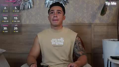 hunk_ryan online show from 10.15.25