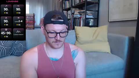 Hunky  Arthur online show from 12.28.24