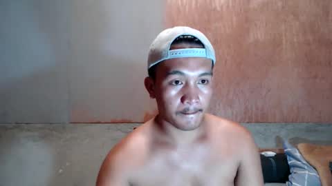 hunkylloyd online show from 12.17.25