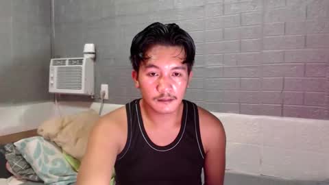 hunkylloyd online show from 04.17.26