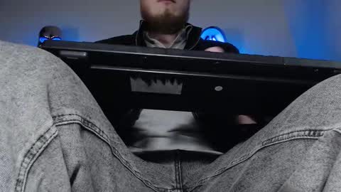 Snapshot of hunkytime chatting on 03.23.26 I AM NOT A DIRECTOR I AM THE BOSS KINGDADDYSIRSTR8ALPHAMASTER online show from 03.23.26