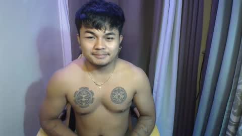 hunkyzeus online show from 05.04.26