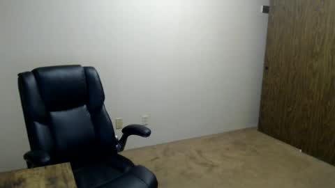 Snapshot of hunter_jayden7 chatting on 06.29.26 TypsyT7 online show from 06.29.26