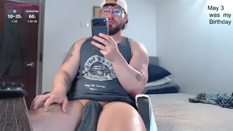 Snapshot of hunter_of_mn chatting on 05.22.26 online show from 05.22.26