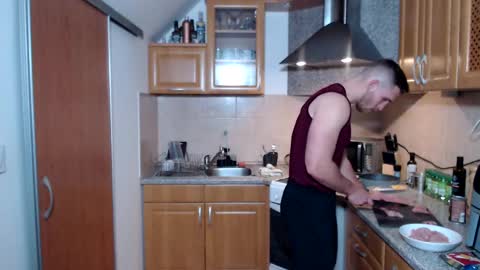 Snapshot of hunterbridges chatting on 01.09.25 Hunter Bridges online show from 01.09.25