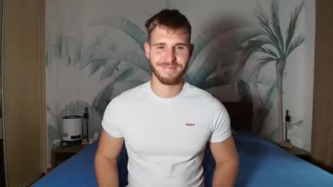 Snapshot of hunterbridges chatting on 10.14.25 Hunter Bridges online show from 10.14.25