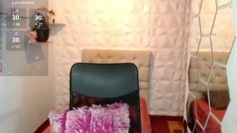 Snapshot of hurremcan_ chatting on 01.18.25 Hurrem online show from 01.18.25