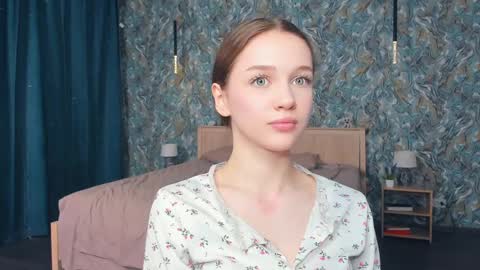 Snapshot of hwadwellingham chatting on 06.05.26 Lily online show from 06.05.26