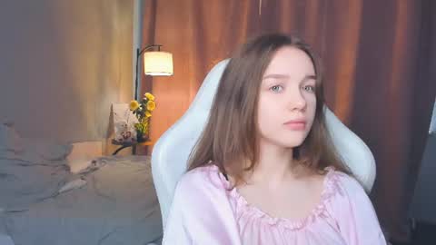 Snapshot of hwadwellingham chatting on 07.05.26 Lily online show from 07.05.26