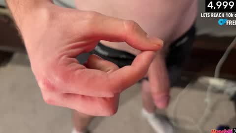 Snapshot of hxngb0i chatting on 11.15.25 hxngb0i online show from 11.15.25