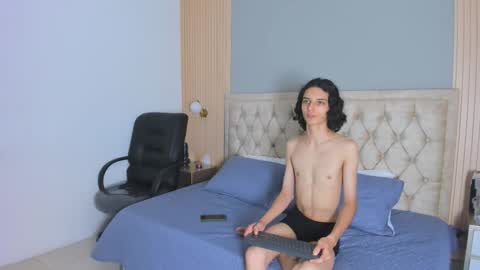 hxxyro online show from 02.23.26