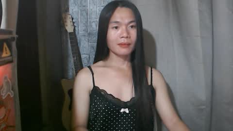 Snapshot of i_am_asian90 chatting on 10.19.25 Kim online show from 10.19.25