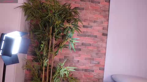 Lucy online show from 02.09.25