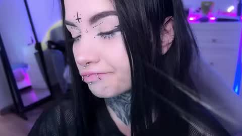 Asya  online show from 10.26.25