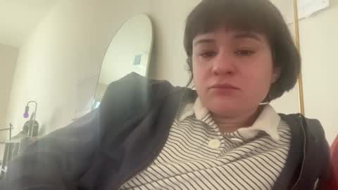 Snapshot of i_love_olive chatting on 02.06.26 Olive online show from 02.06.26