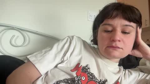 Snapshot of i_love_olive chatting on 03.08.26 Olive online show from 03.08.26