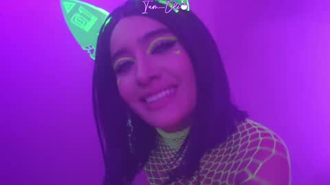       online show from 02.15.25