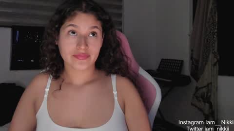 Snapshot of iam_nikki chatting on 12.20.24 On instagram Imm NikkiHelp me reach 100 likes online show from 12.20.24