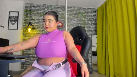 Snapshot of iam_samy chatting on 03.10.25 Samy online show from 03.10.25