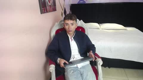 Iam Smith  online show from 01.07.26