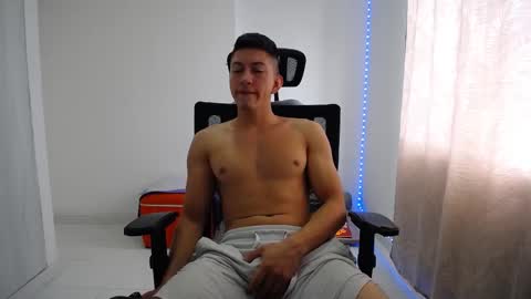 iam_yourbabyprincess_xd online show from 12.12.24