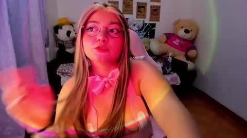 Zoe 3 online show from 12.13.25