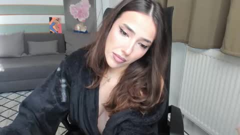 Baby Gal online show from 11.26.25