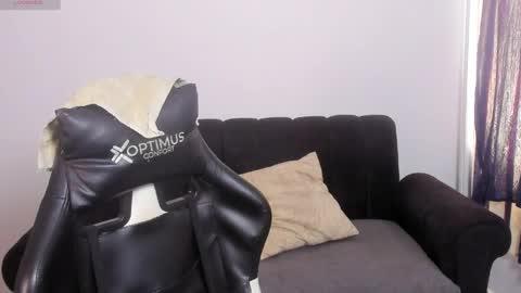 Dylan  independent model  online show from 04.09.26