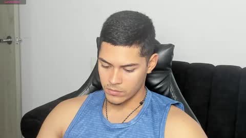 Dylan  independent model  online show from 04.23.26