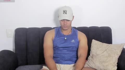 Dylan  independent model  online show from 04.24.26