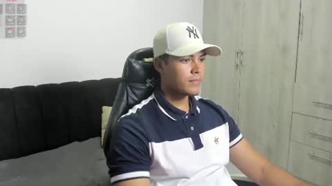 Snapshot of iamdylan777 chatting on 07.26.26 Dylan independent model online show from 07.26.26