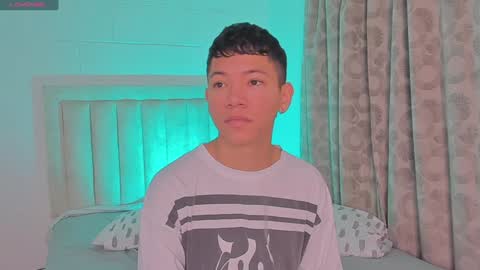 Juliiiiian online show from 01.21.25