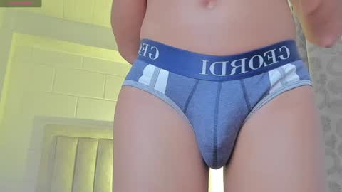 Juliiiiian online show from 01.31.25