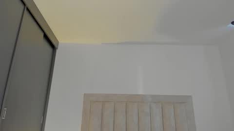 Juliiiiian online show from 12.14.25