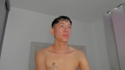 Juliiiiian online show from 04.18.26