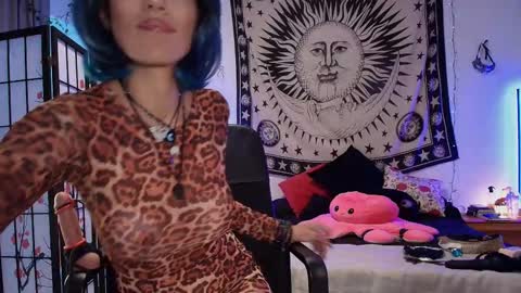 Snapshot of iammistressk chatting on 09.22.25 Mistress K online show from 09.22.25